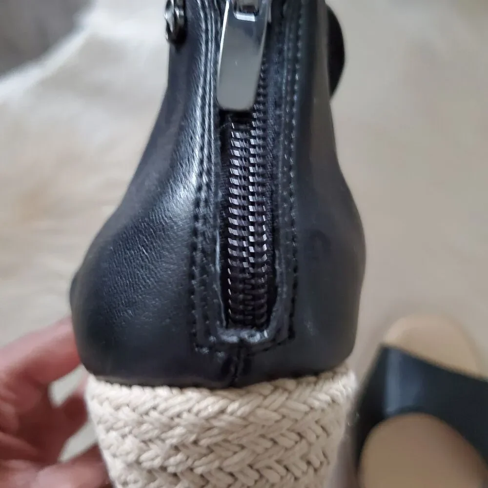 Bandolino Women's Sandals Size 8 Black Low Wedge Espadrille Stretch Comfort